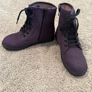 Girls Purple Glitter Boots. Size 7/8 year